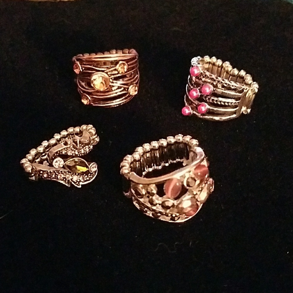 Ring lot